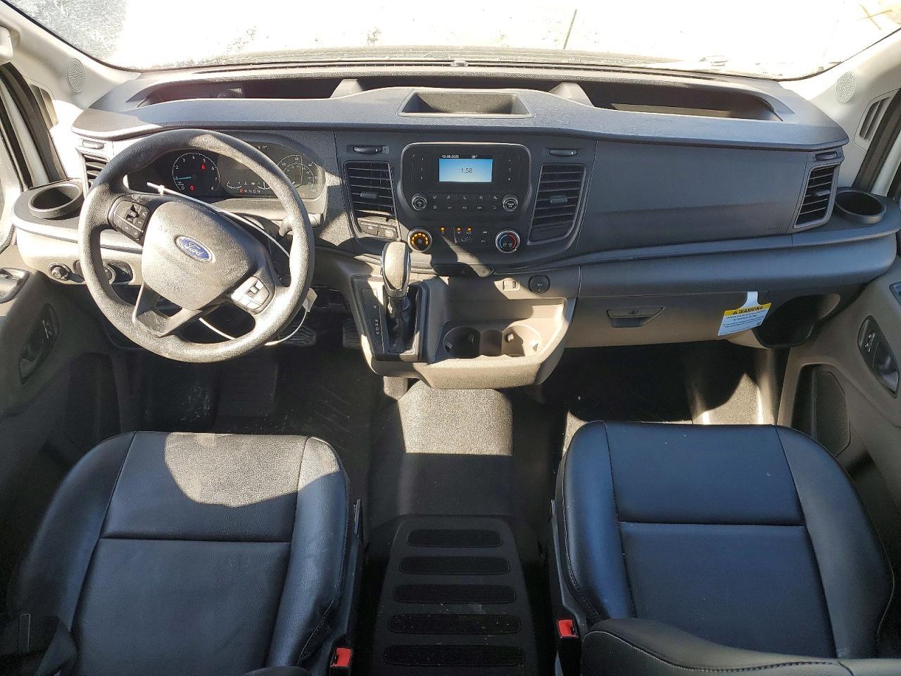 2024 Ford Transit 250 Medium Roof Delivery Van