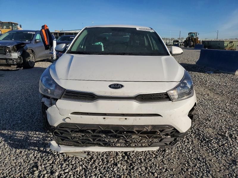 2021 KIA Rio lx