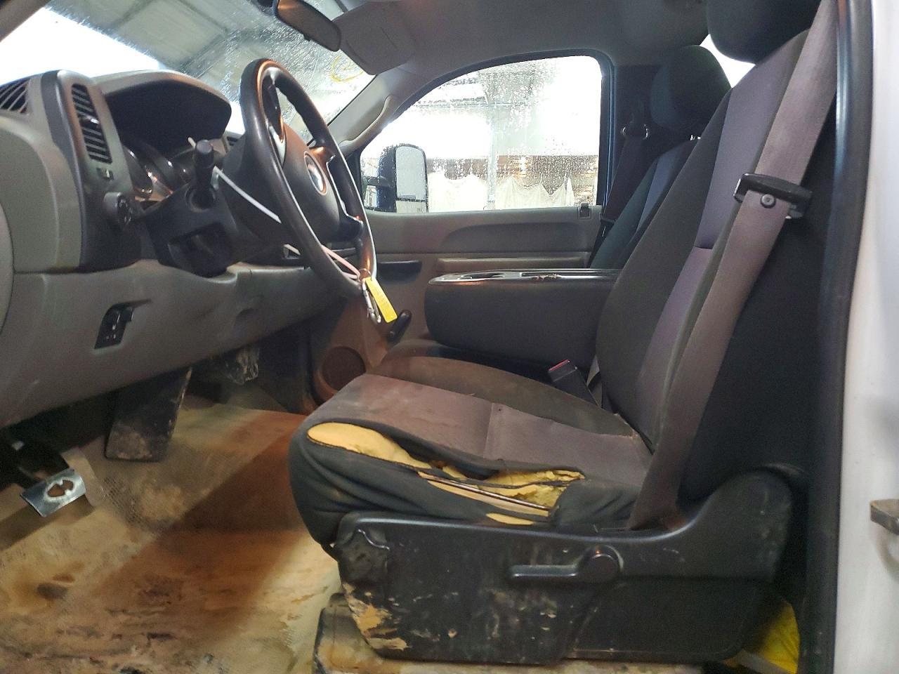 2012 Chevrolet Silverado C2500 Heavy Duty