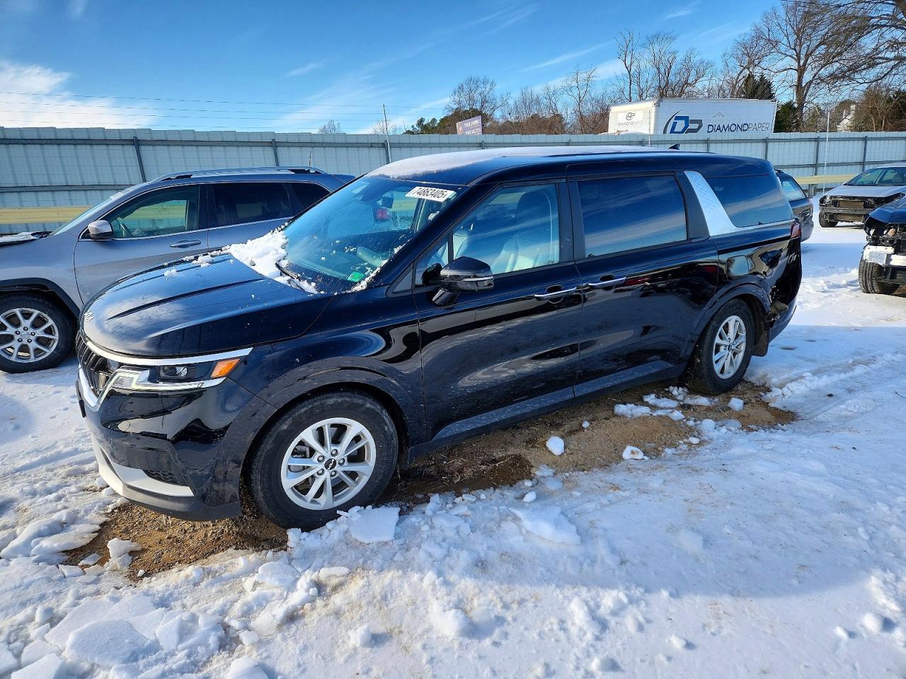 2022 KIA Carnival lx