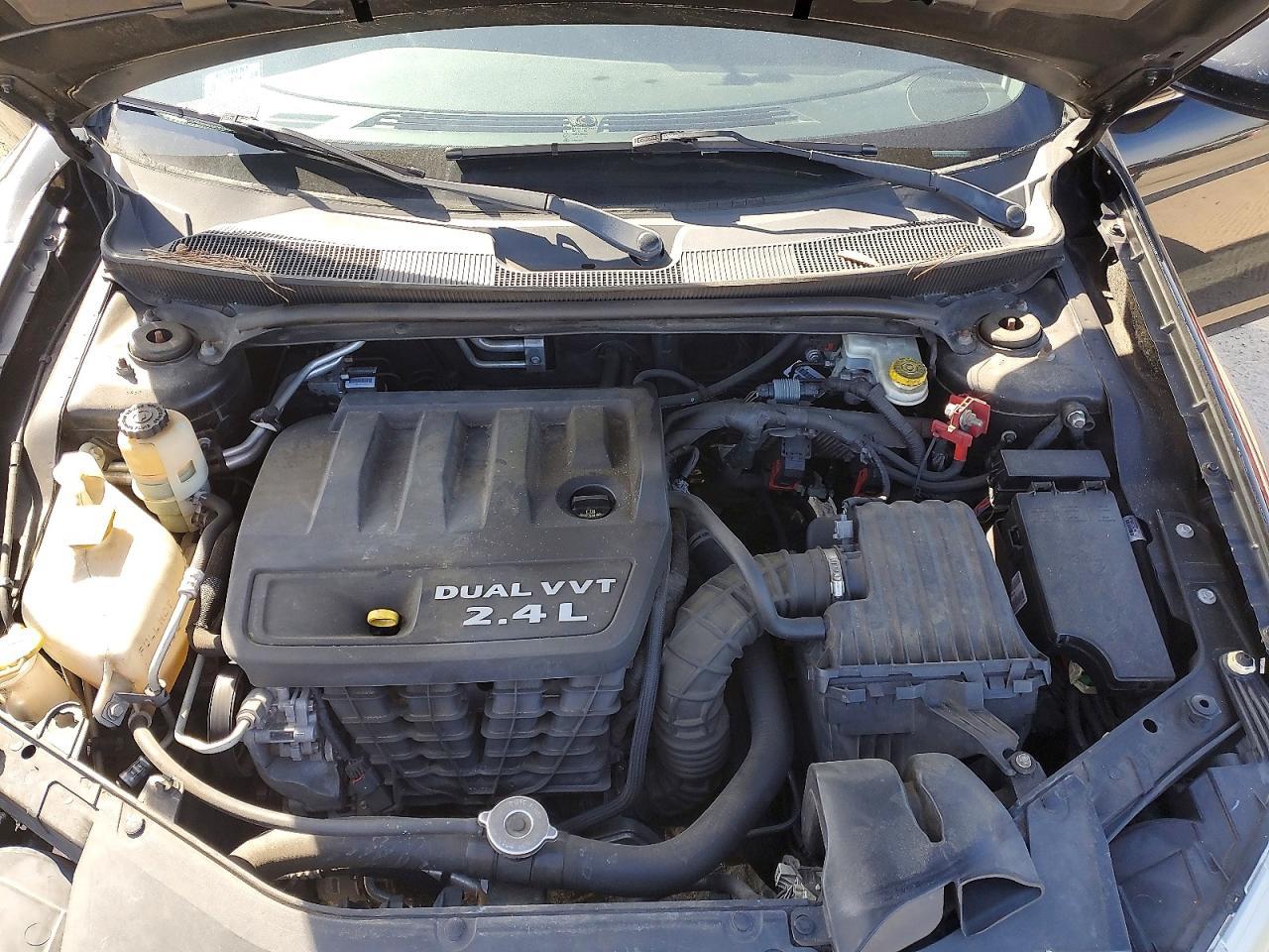 2013 Chrysler 200 Touring