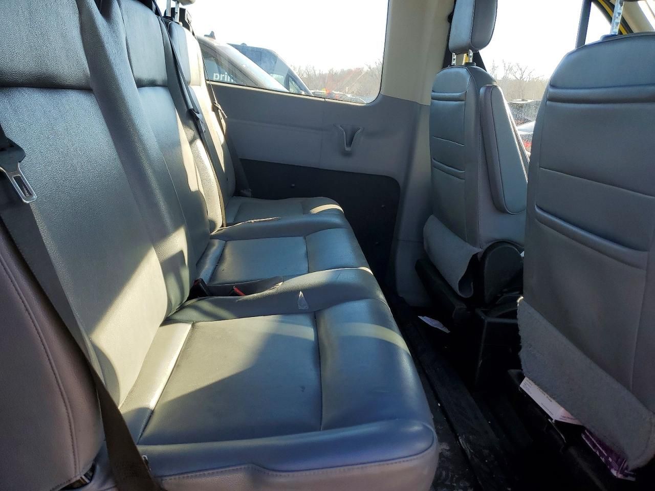 2019 Ford Transit T-150