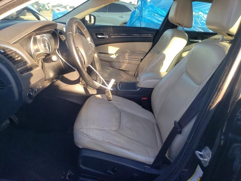 2015 Chrysler 300 Limited