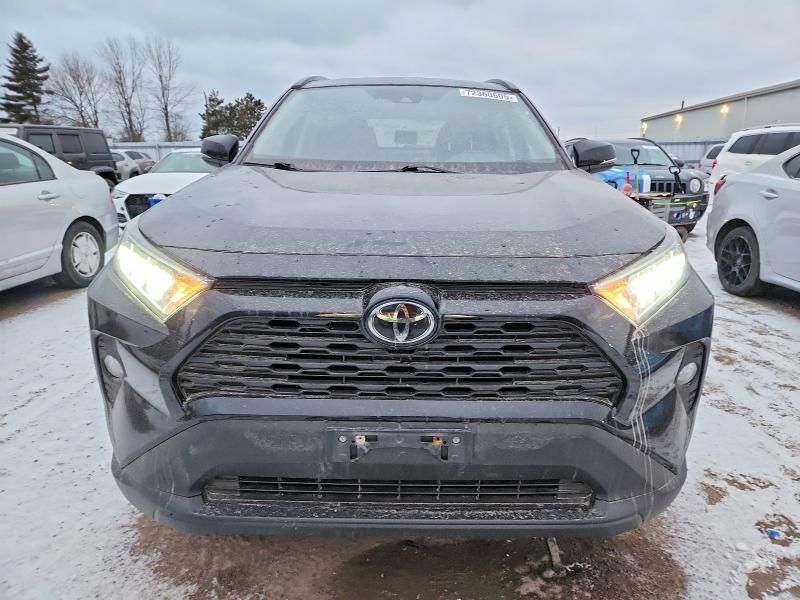 2021 Toyota Rav4 xle