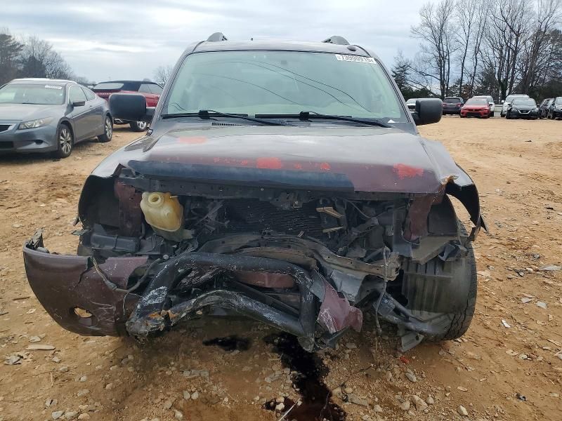 2013 Nissan Armada sv