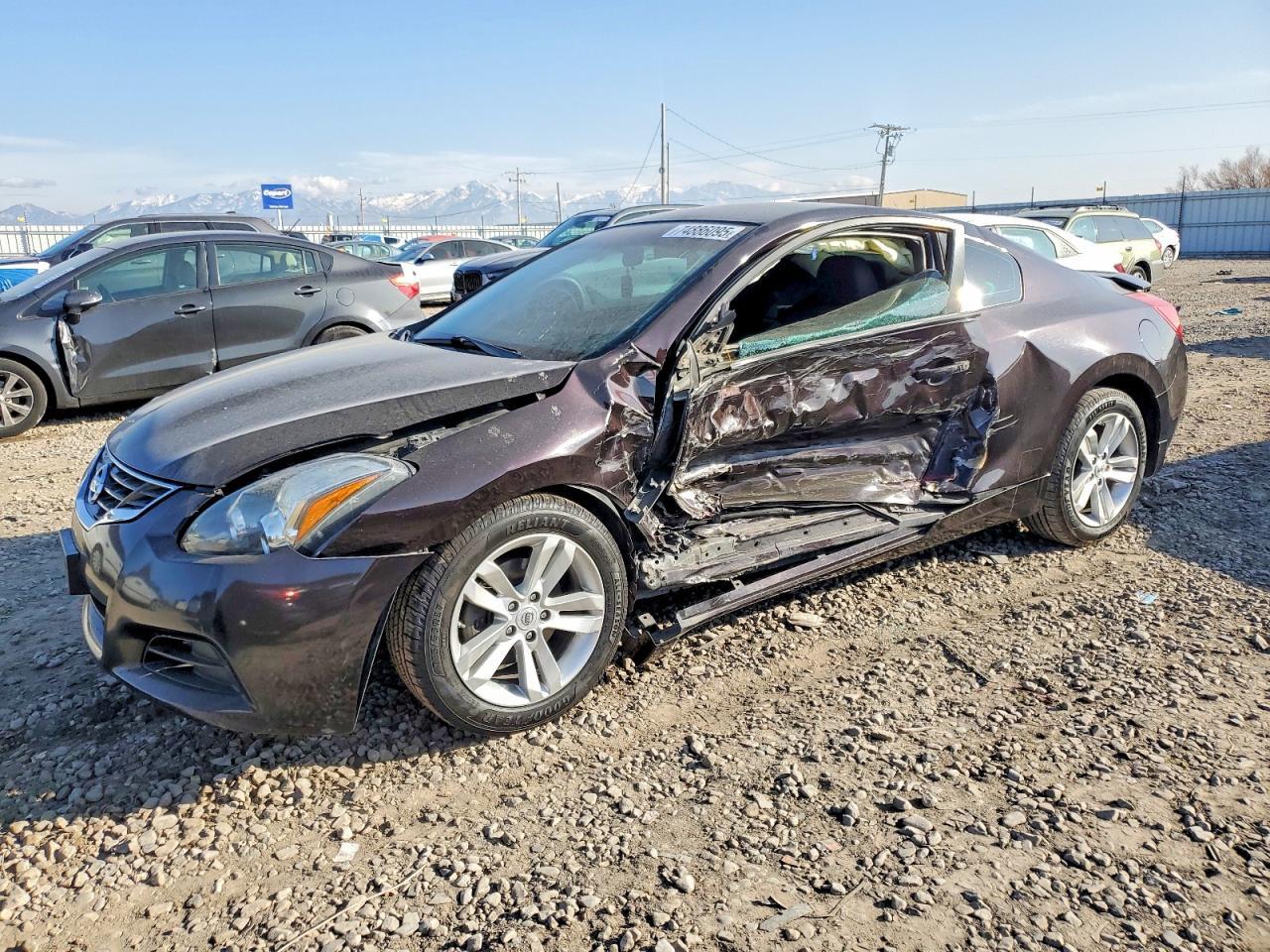 2012 Niss Altima 2.5 s