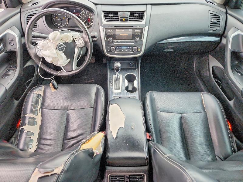 2016 Niss Altima 2.5