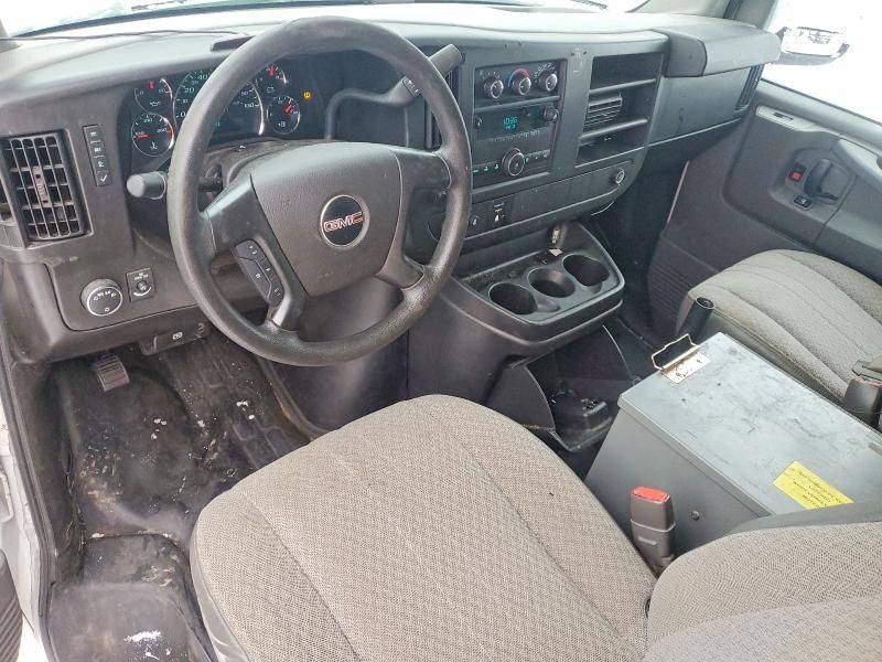 2014 GMC Savana G2500 Utility / Service van