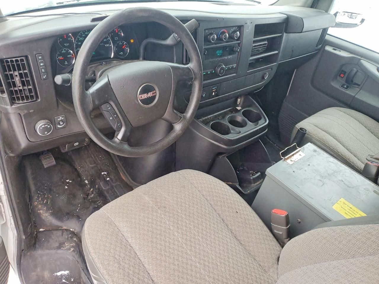 2014 GMC Savana G2500 Utility / Service Van