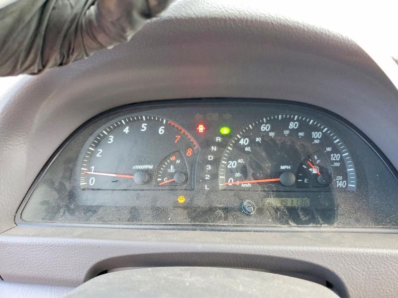 2004 Toyota Camry le