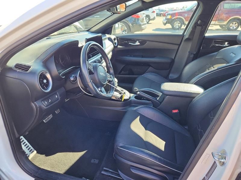 2023 KIA Forte gt Line