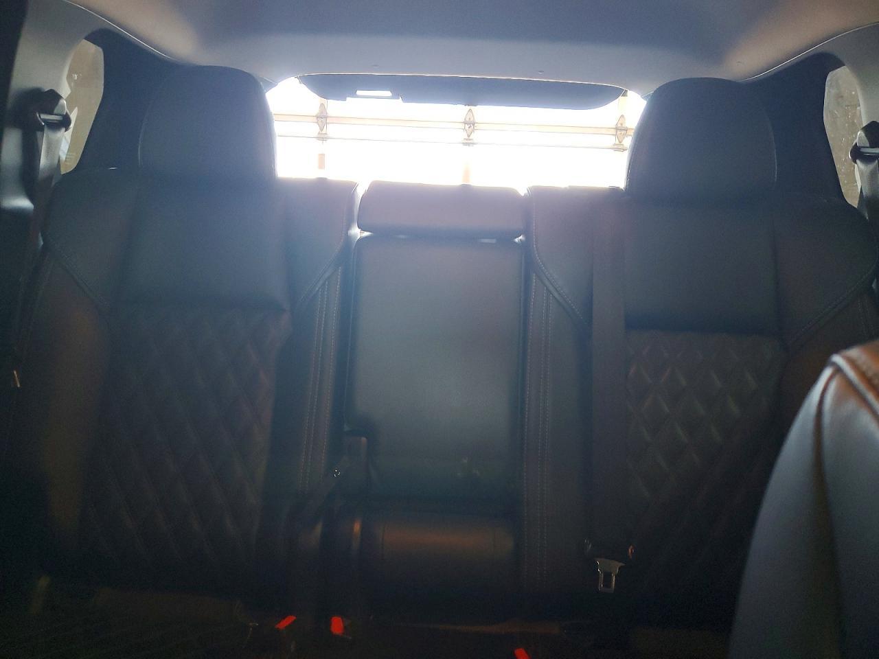 2023 Mitsubishi Outlander sel