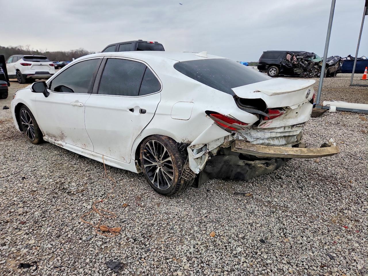 2019 Toyota Camry l
