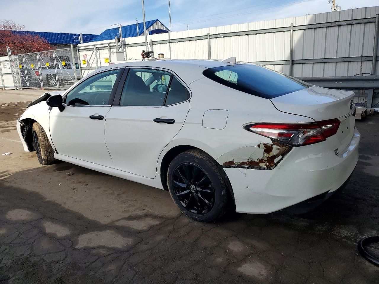 2020 Toyota Camry le