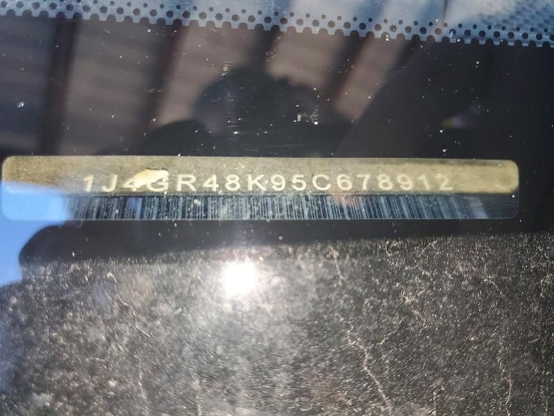 2005 Jeep Grand Cherokee Laredo