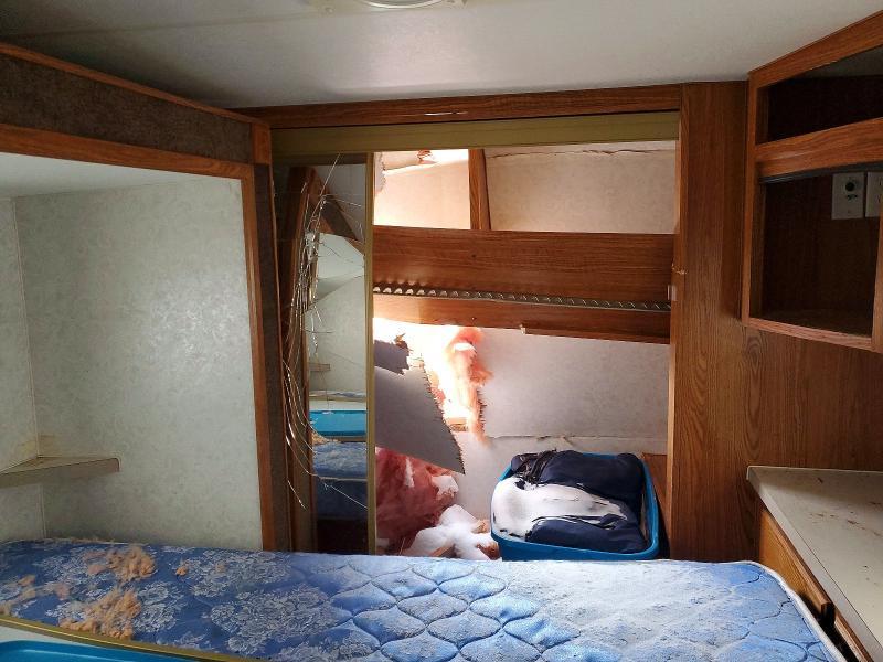 2001 Fleetwood Camper
