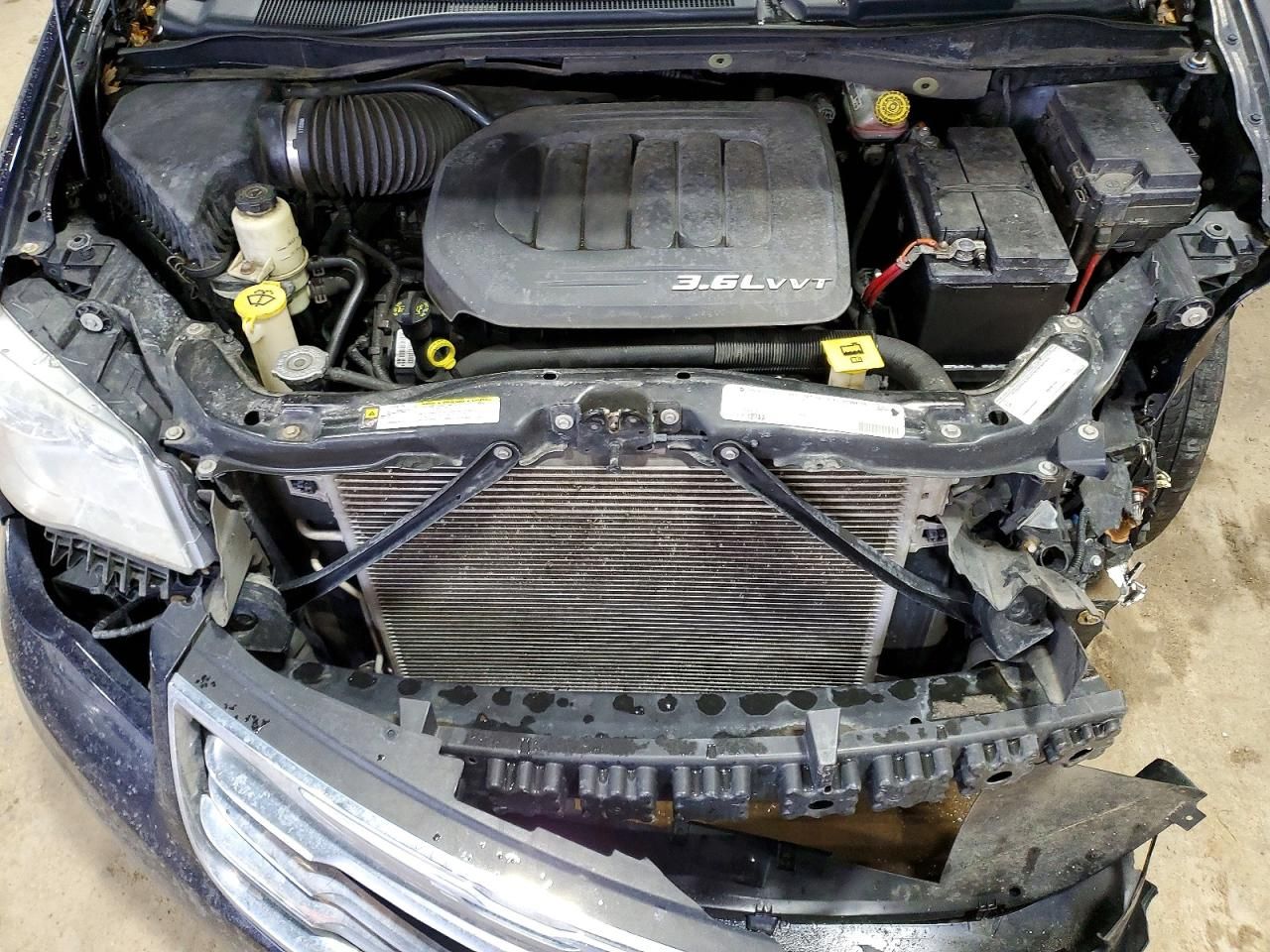 2011 Chrysler Town & Country Touring l