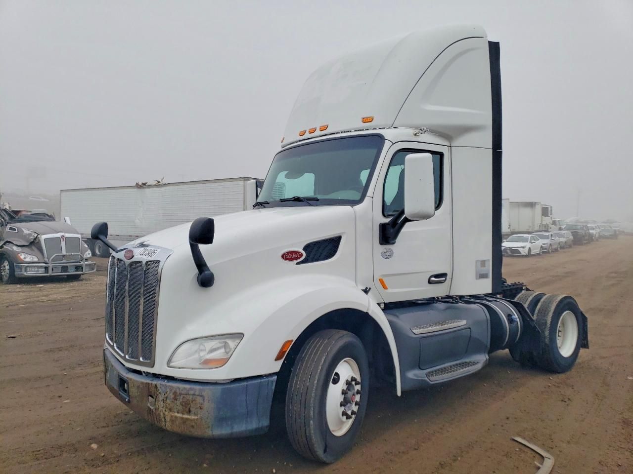 2018 Peterbilt Tractor 2018 Peterbilt 579 Semi Truck