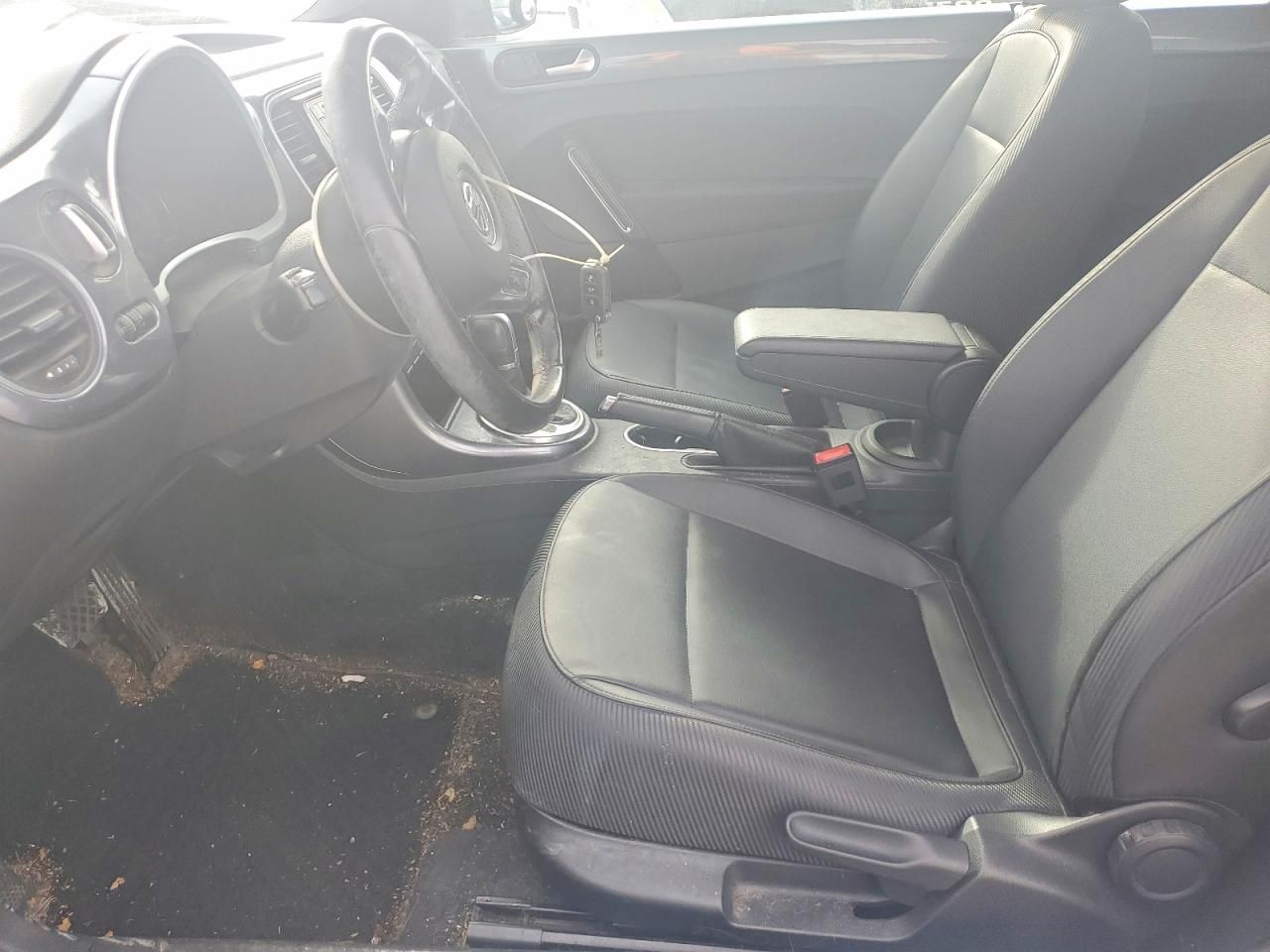 2017 Volkswagen Beetle S/se