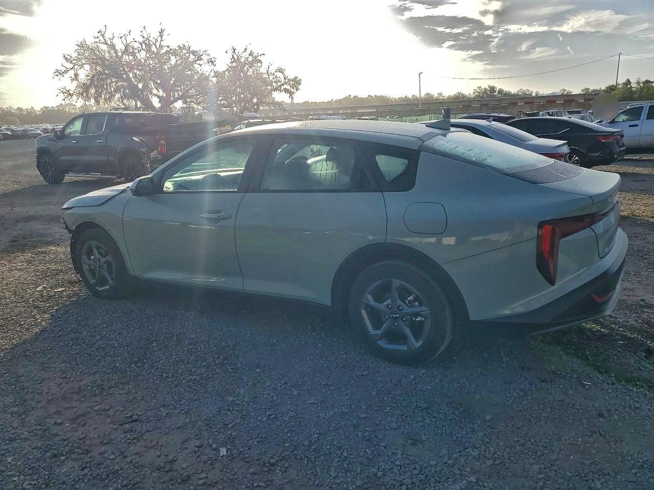 2025 KIA K4 lx