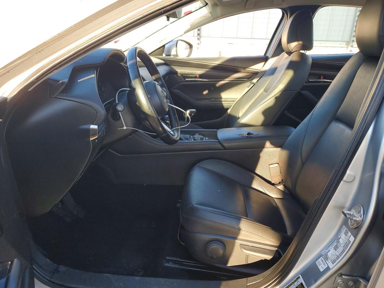 2019 Mazda 3 Select