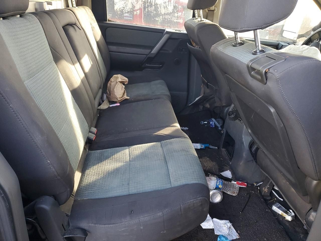 2005 Nissan Titan XE