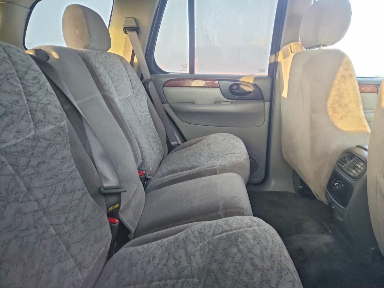 2004 Isuzu Ascender s