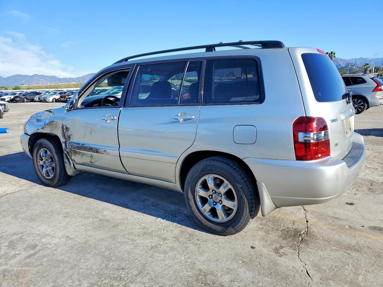 2004 Toyota Highlander Base