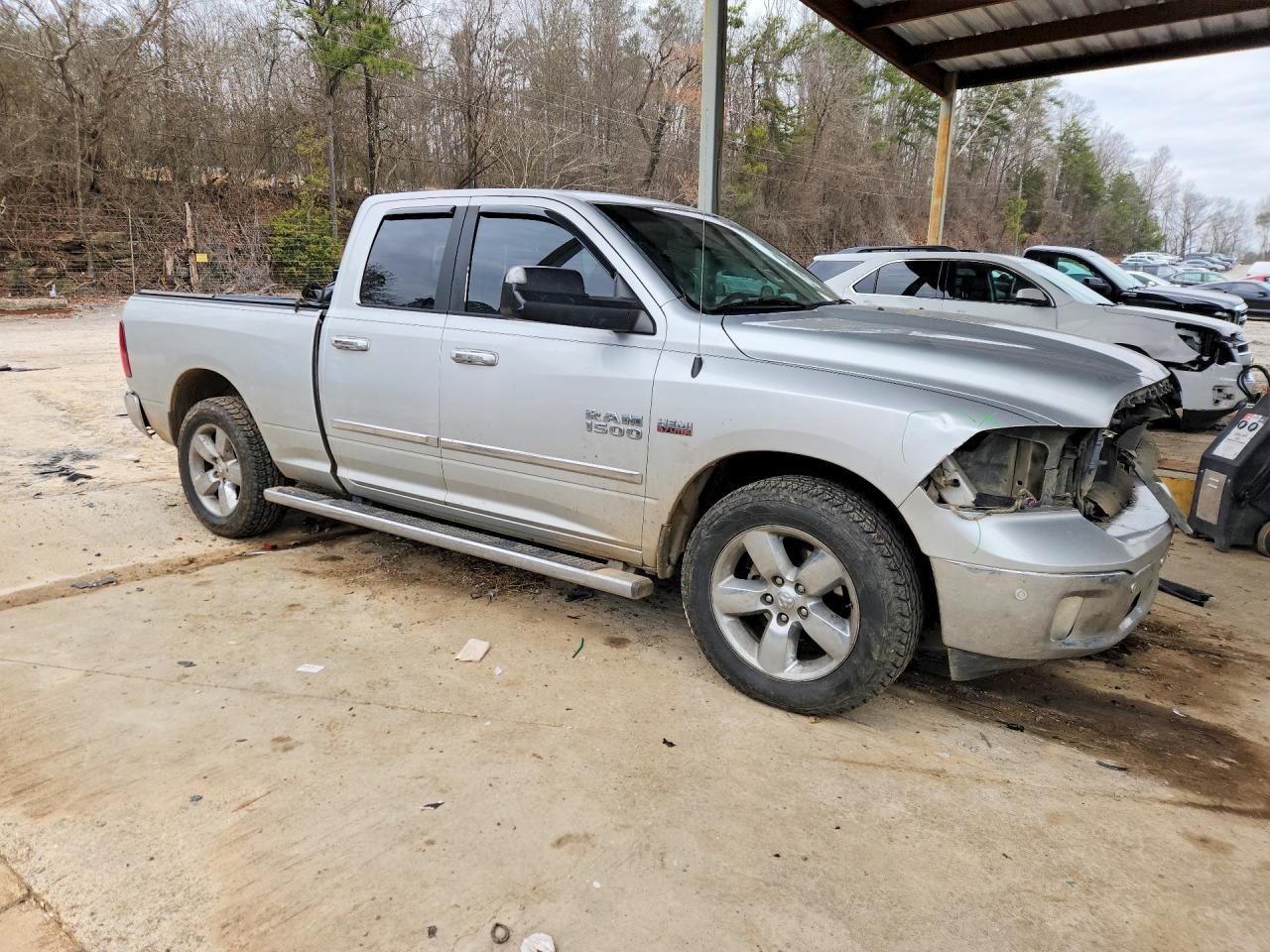 2016 Dodge Ram 1500 slt
