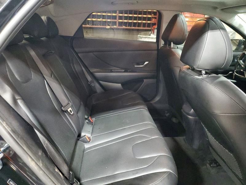 2021 Hyundai Elantra Limited