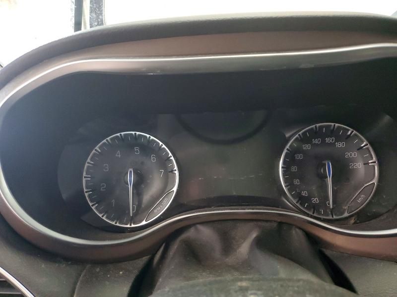 2017 Chrysler Pacifica Touring l Plus