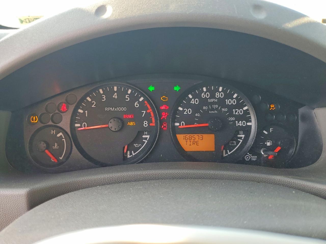 2013 Nissan Frontier s