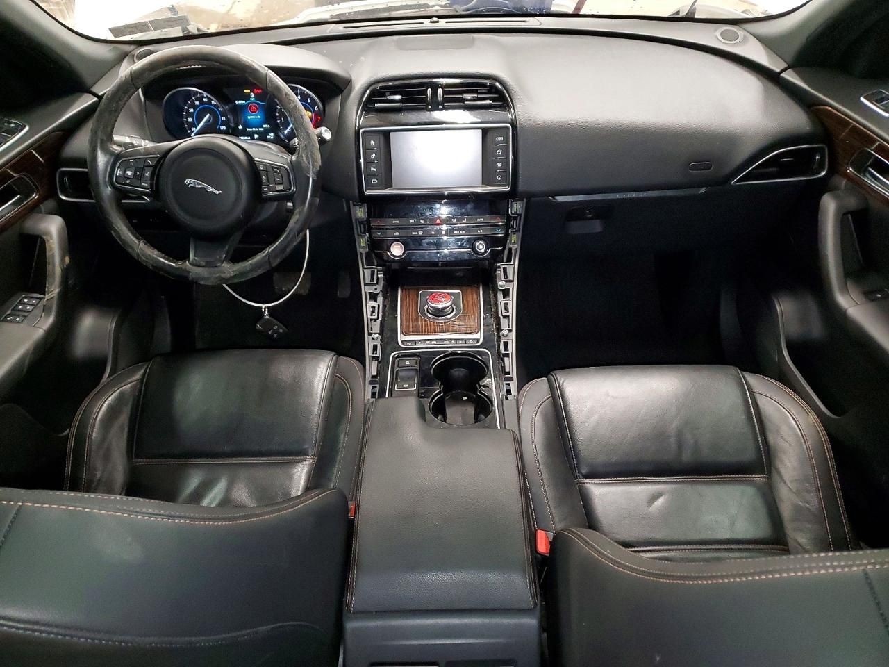 2017 Jaguar F-pace Prestige