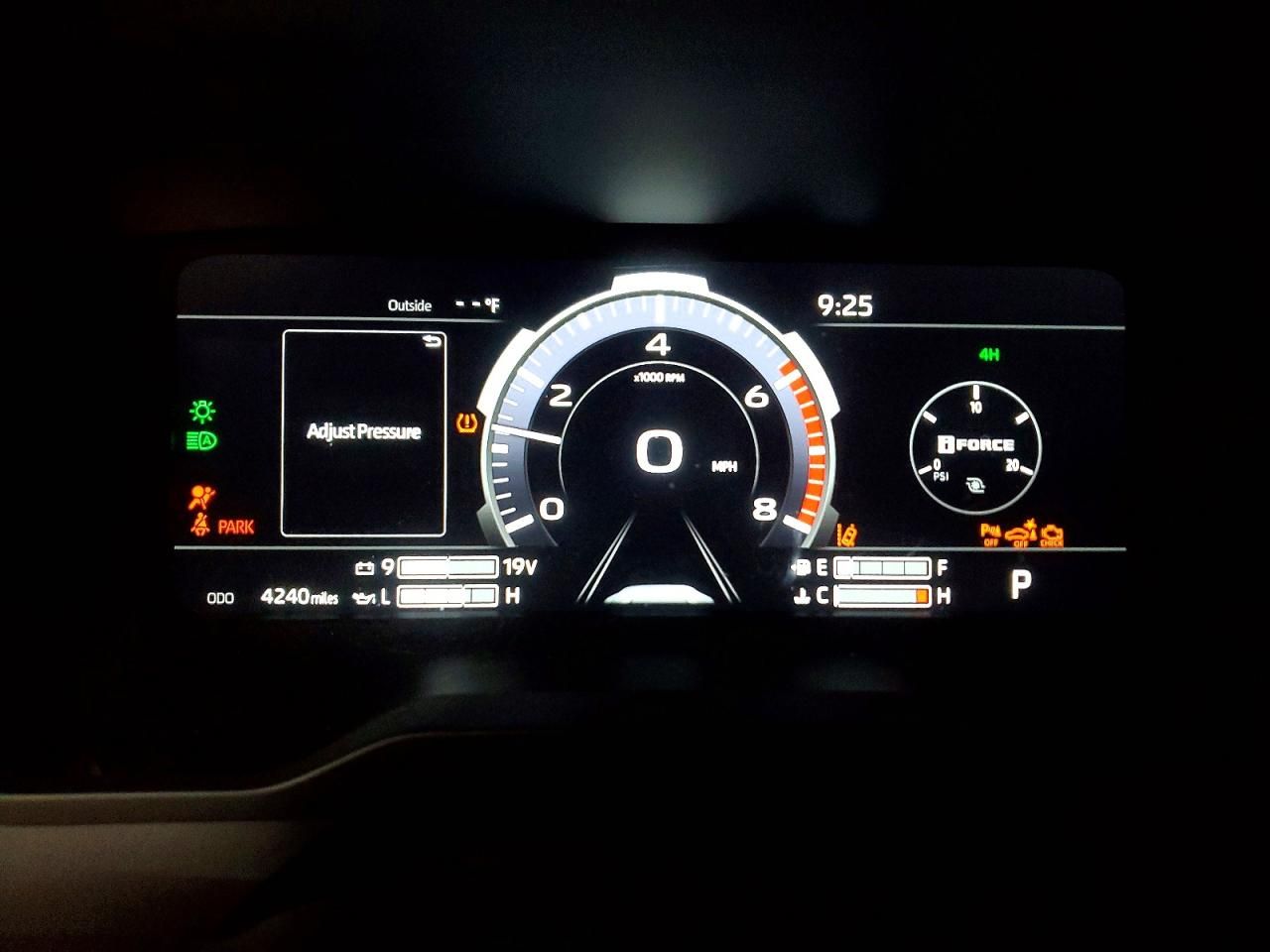 2025 Toyota Tundra Crewmax Limited