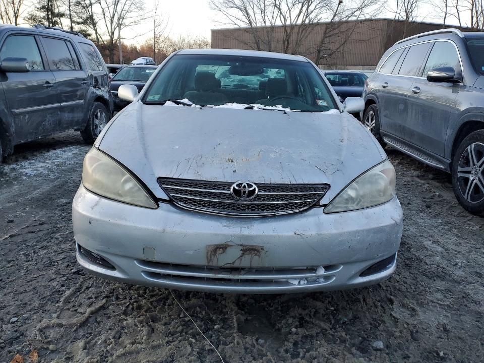 2002 Toyota Camry le