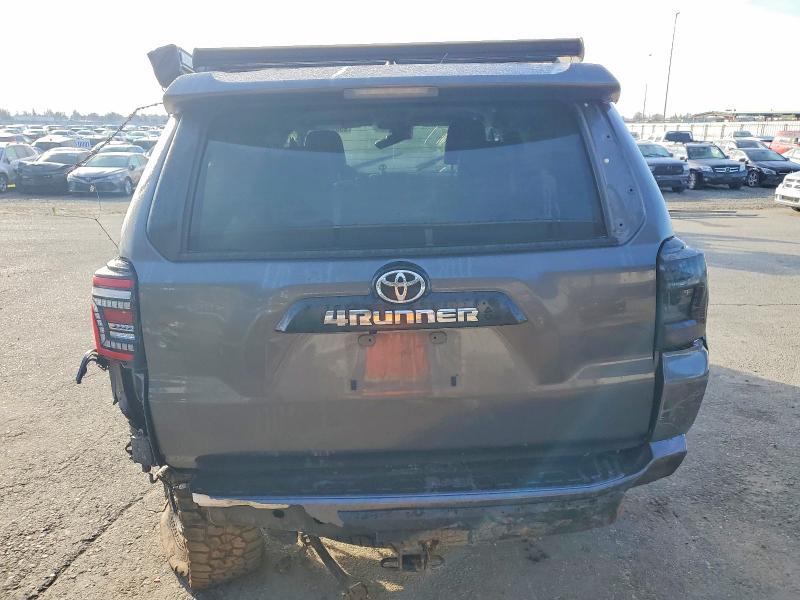 2022 Toyota 4runner SR5 Premium