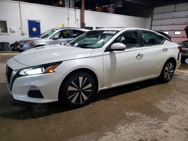 2022 Nissan Altima sv