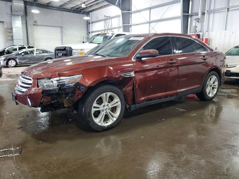 2016 Ford Taurus sel