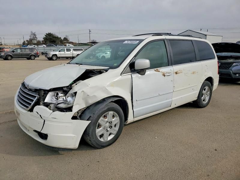 2008 Chrysler Town & Country Touring