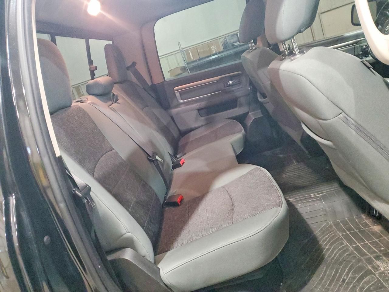 2019 Dodge Ram 1500 Classic slt