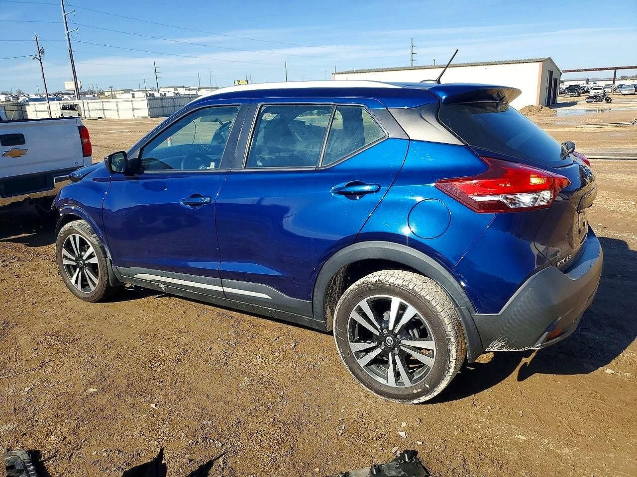 2019 Nissan Kicks s