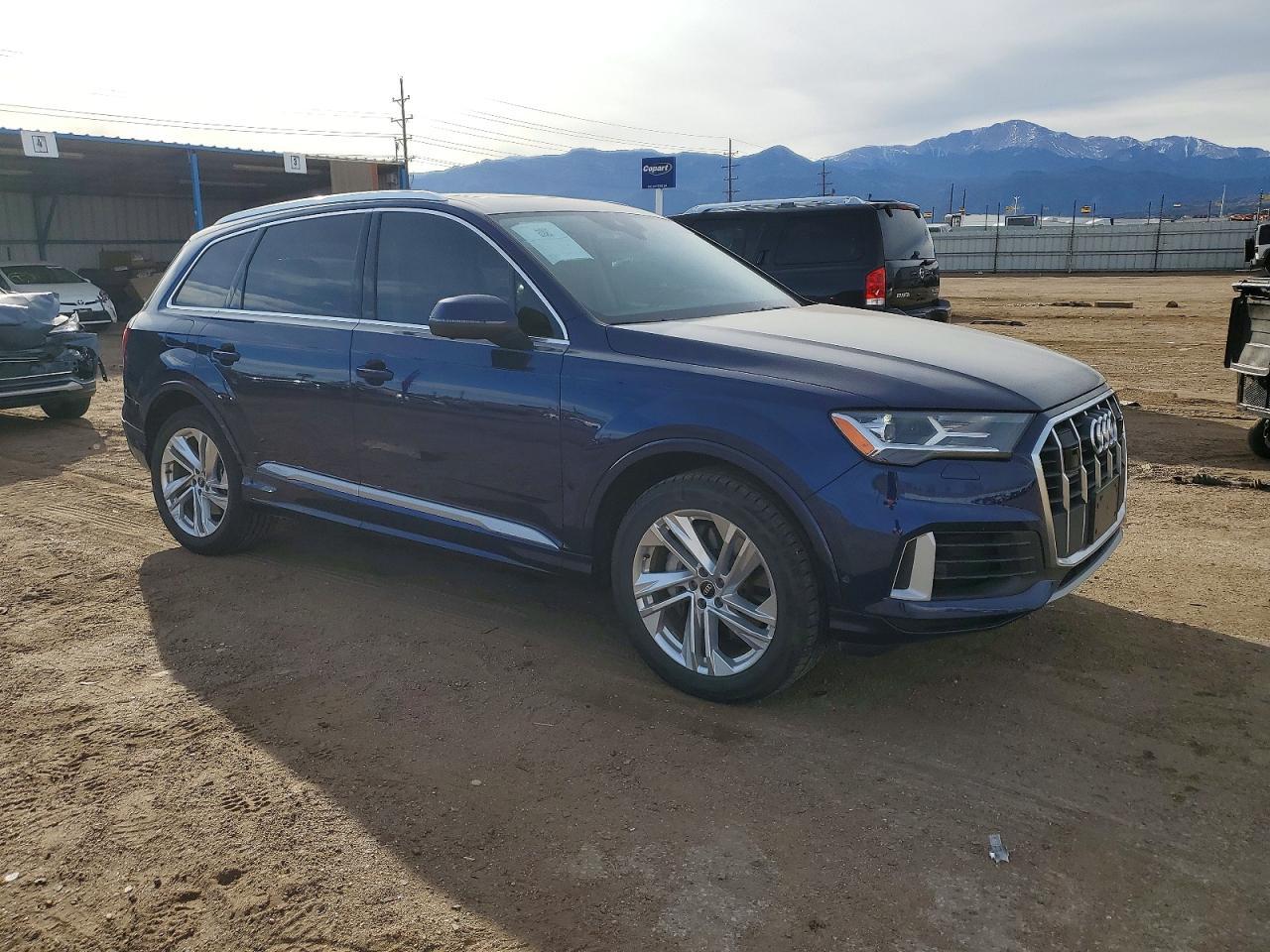 2021 Audi Q7 Premium Plus