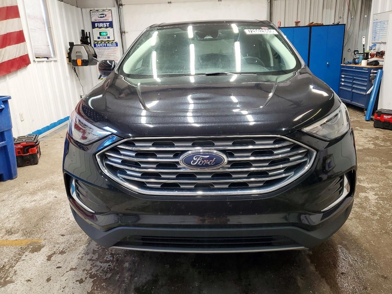 2022 Ford Edge sel