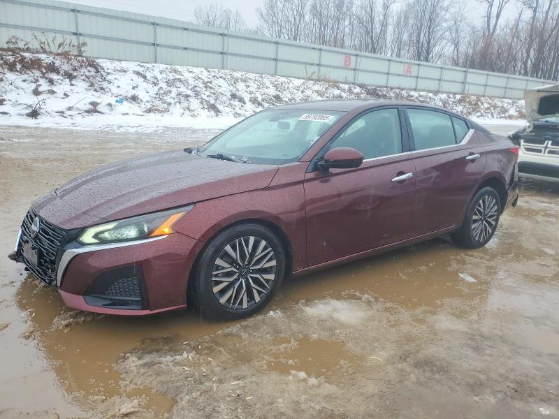 2023 Nissan Altima sv
