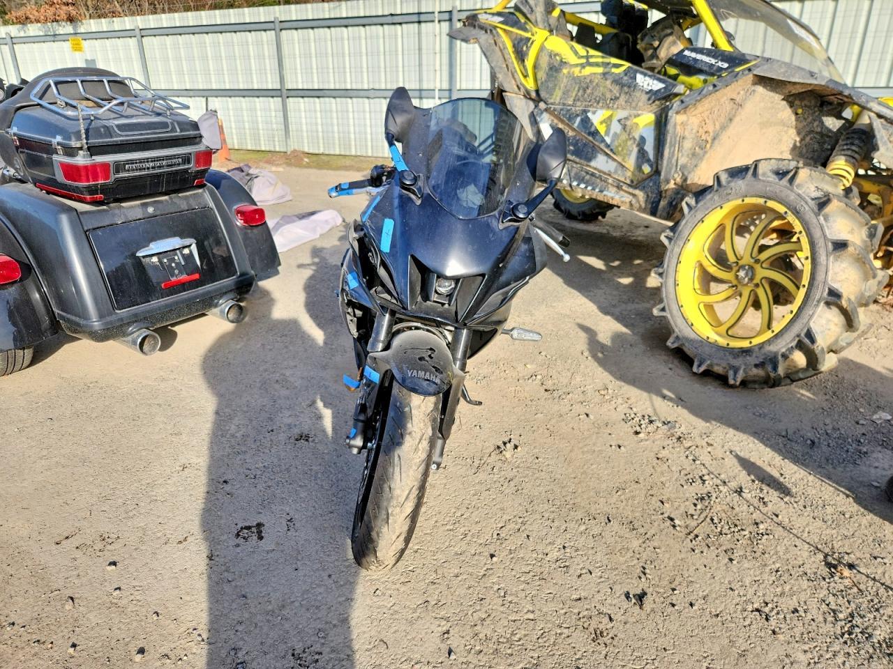 2025 Yamaha YZFR7