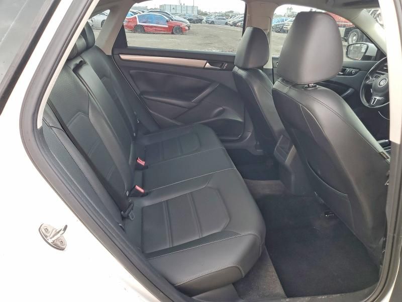 2015 Volkswagen Passat s