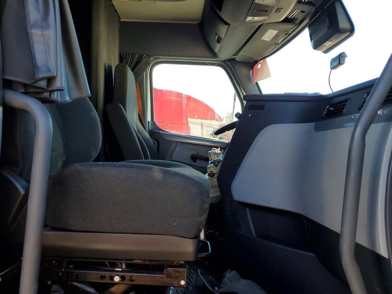 2022 Freightliner Cascadia 126 Semi Truck