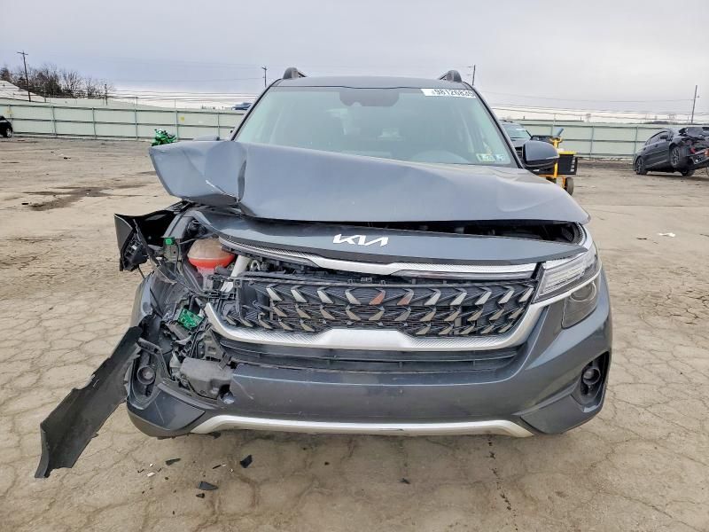 2022 KIA Seltos Nightfall