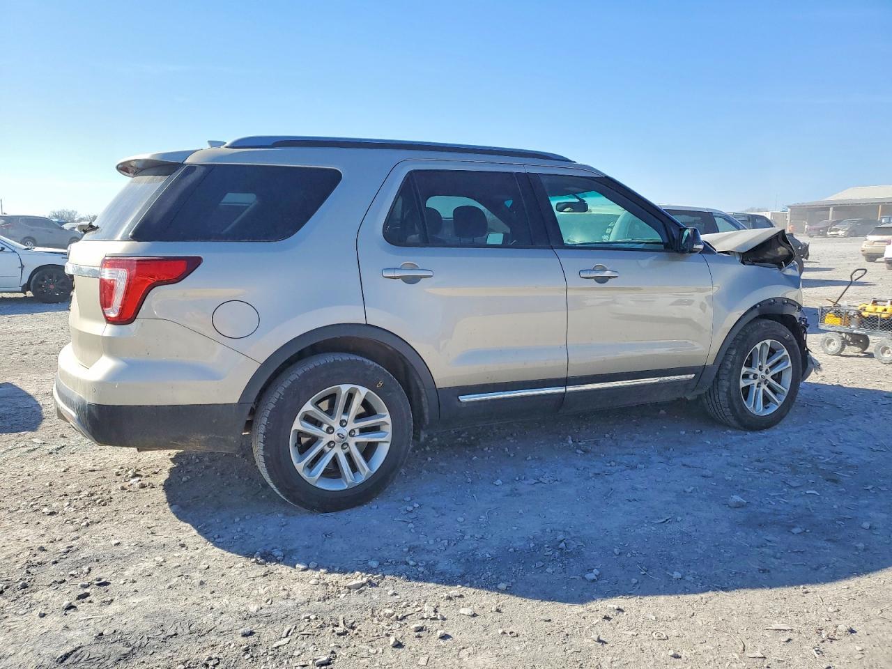 2017 Ford Explorer xlt