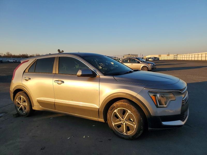 2024 KIA Niro lx